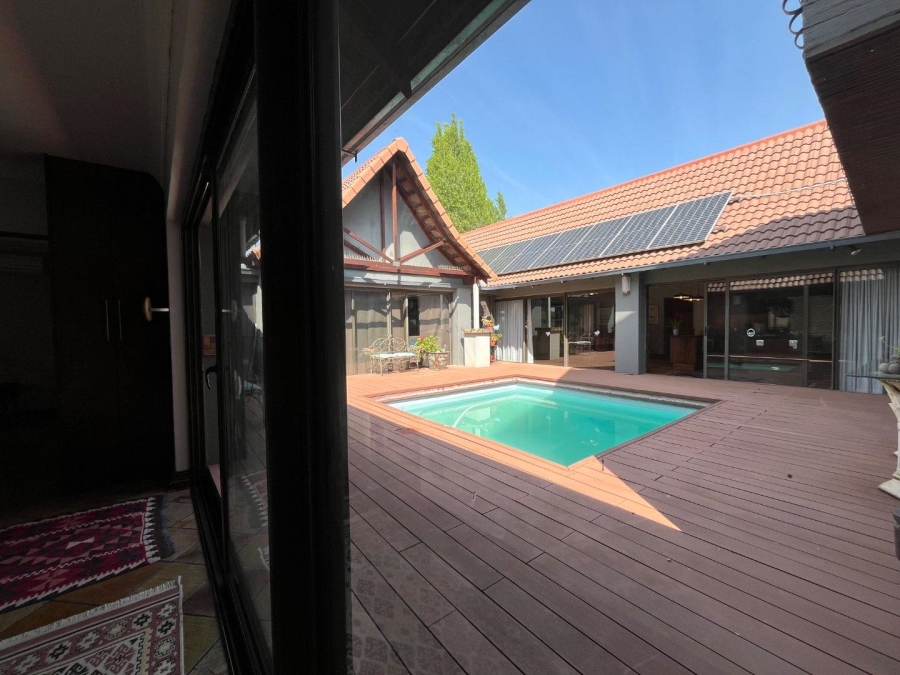 4 Bedroom Property for Sale in Woodland Hills Free State